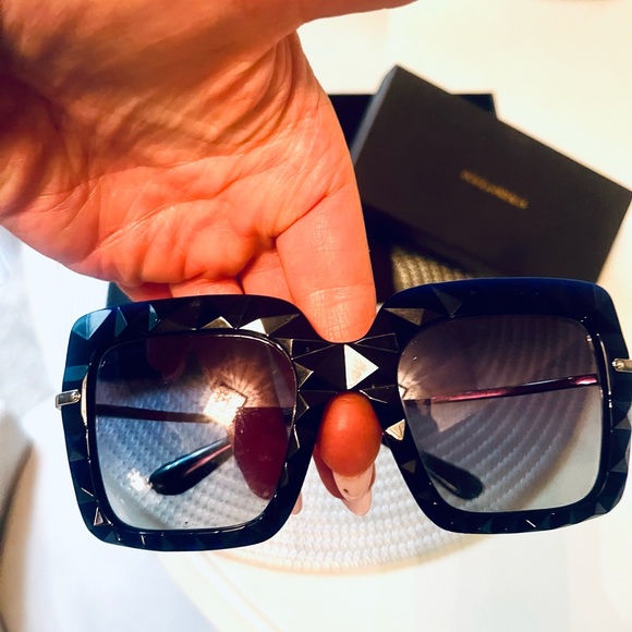 Dolce & Gabbana Navy Blue and Gold Oversized Sunglasses DG 6111 - Picture 7 of 11